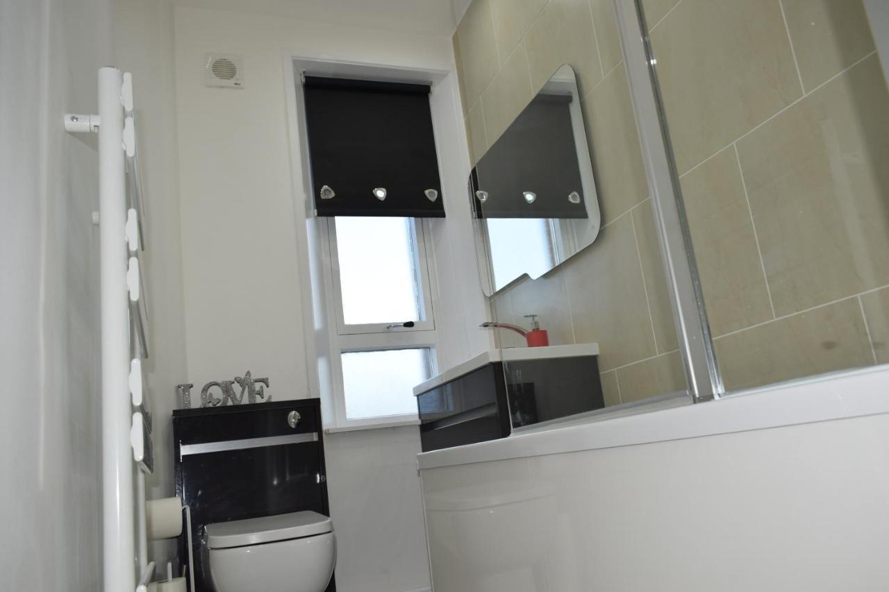 Glasgow Lovely Apartment D&N Екстер'єр фото