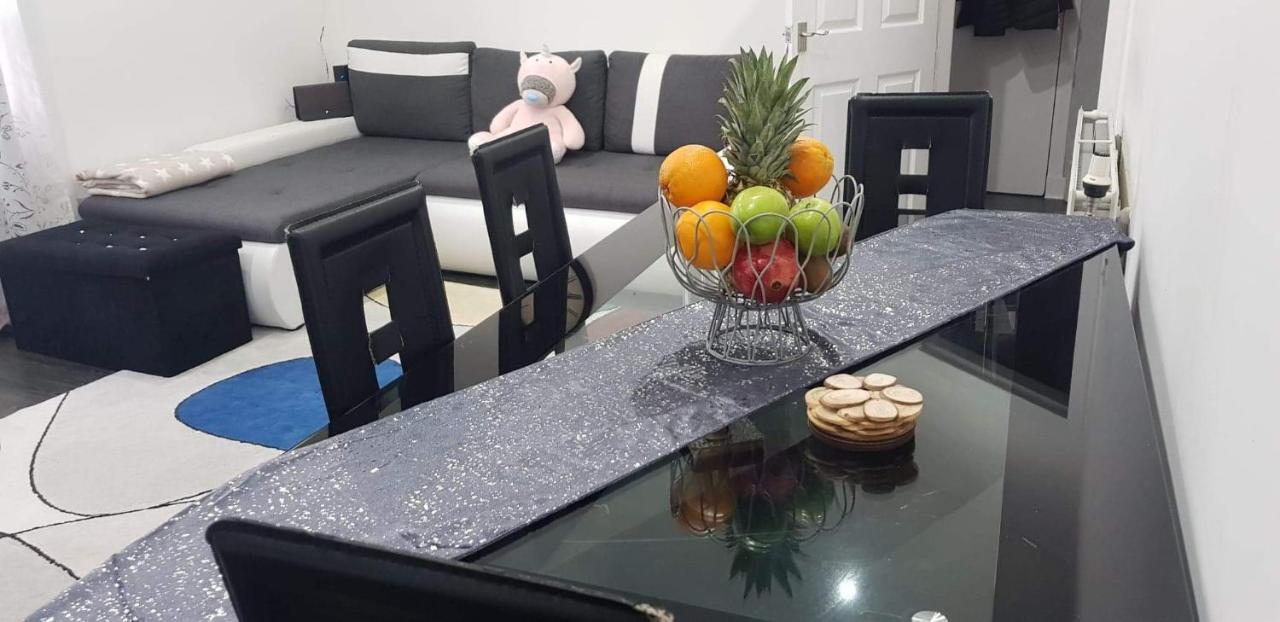 Glasgow Lovely Apartment D&N Екстер'єр фото